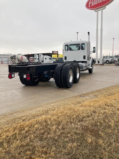 2025 Peterbilt 548-4