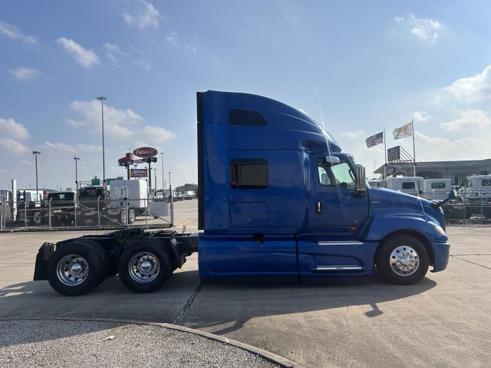 2020 International LT625-6