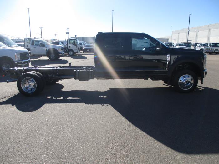 2024 Ford F-550-6