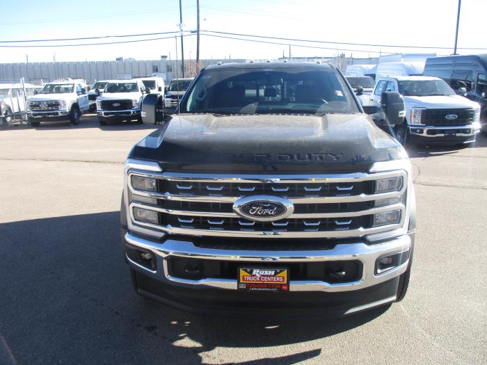 2024 Ford F-550-8