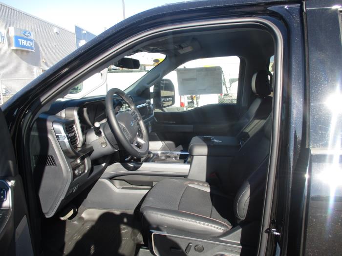 2024 Ford F-550-10
