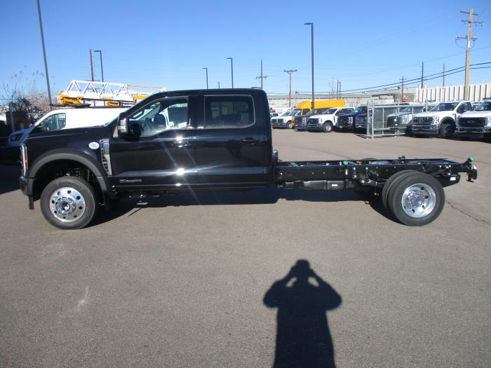 2024 Ford F-550-2