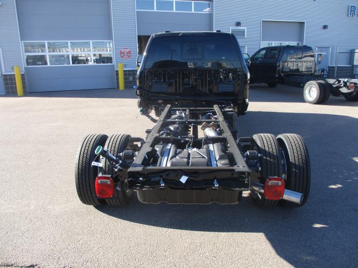 2024 Ford F-550-4