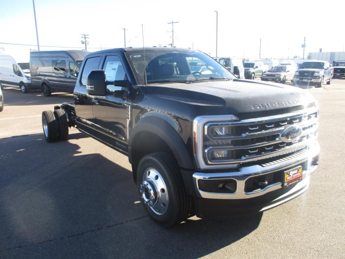 2024 Ford F-550-7