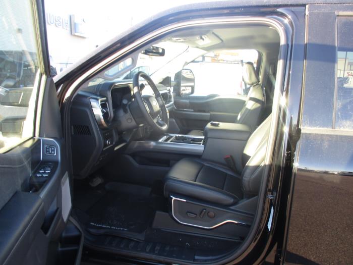 2024 Ford F-550-9