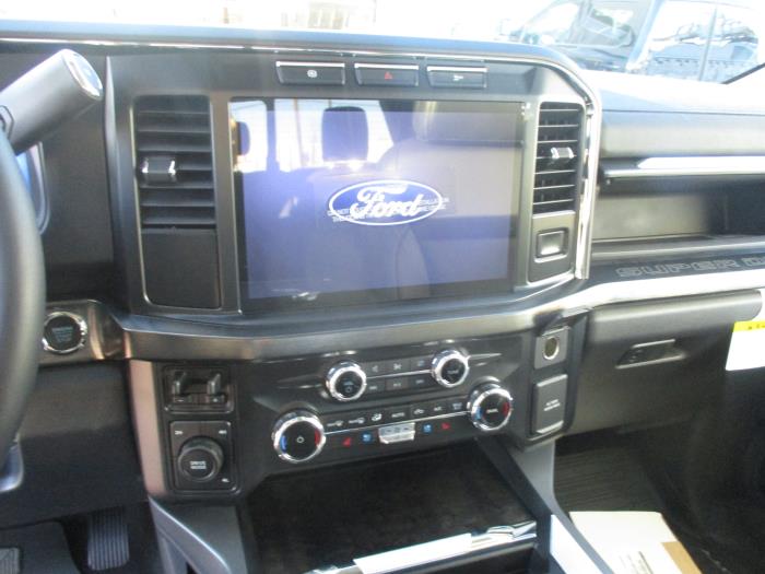 2024 Ford F-550-12