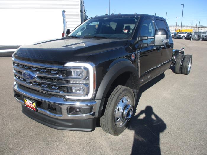 2024 Ford F-550-1