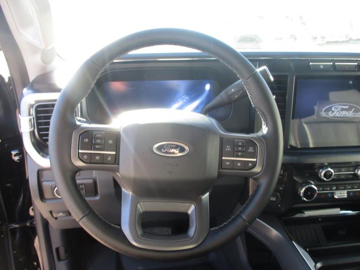 2024 Ford F-550-12