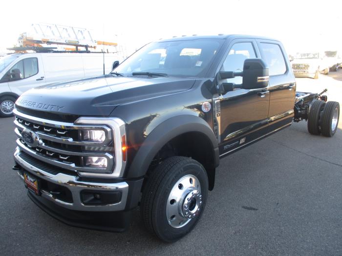 2024 Ford F-550-1