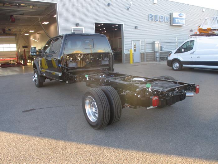 2024 Ford F-550-3