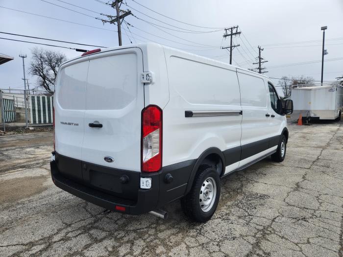 2024 Ford Transit-250-6