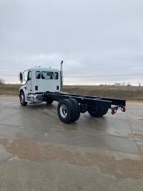 2025 Peterbilt 537-3