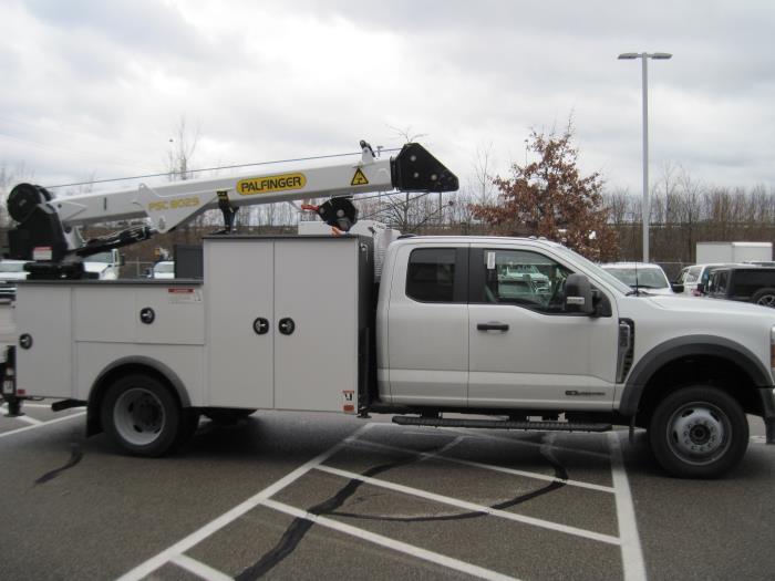 2024 Ford F-550-5