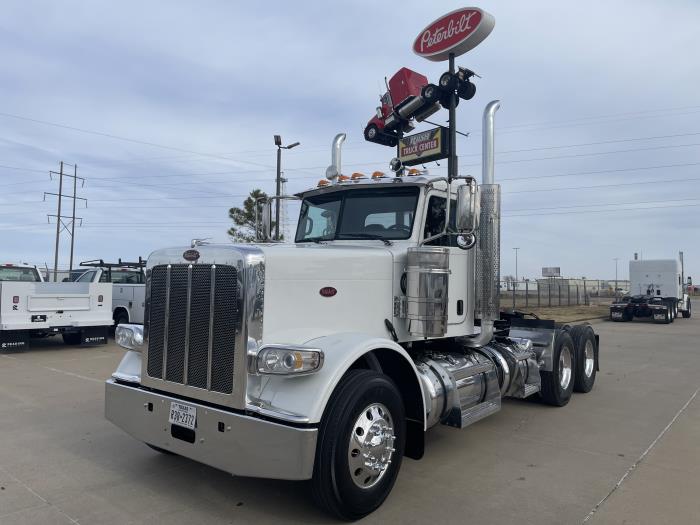 2019 Peterbilt 389-1