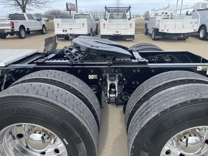 2019 Peterbilt 389-11