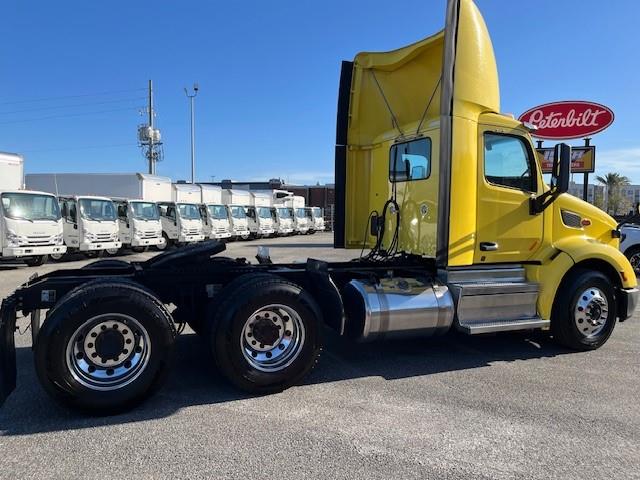 2021 Peterbilt 579-10