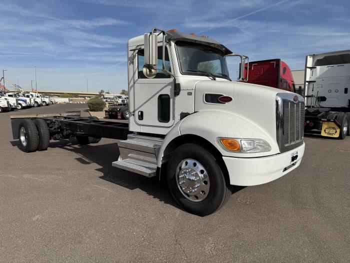 2019 Peterbilt 337-6