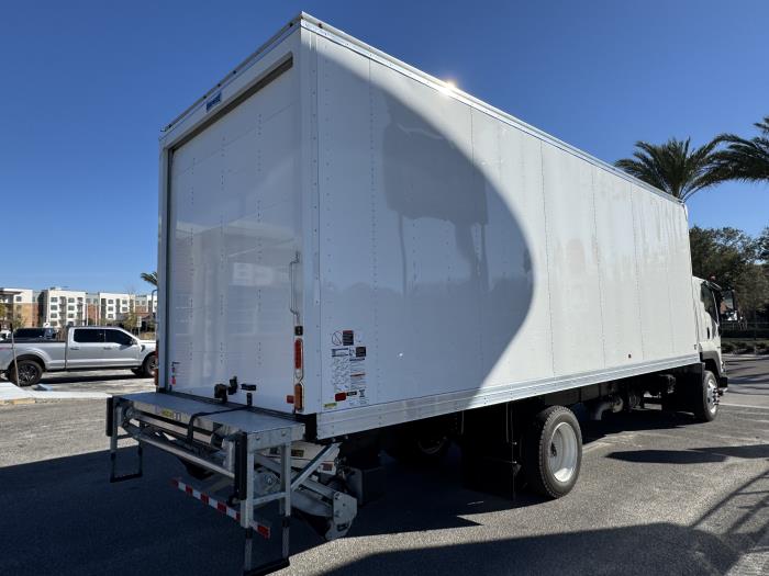 2025 Isuzu FTR-6