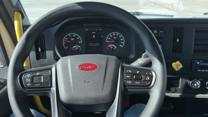 2025 Peterbilt 536-20