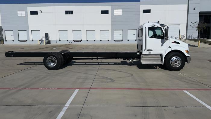 2025 Peterbilt 536-4