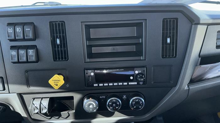 2025 Peterbilt 536-23