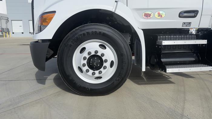 2025 Peterbilt 536-9