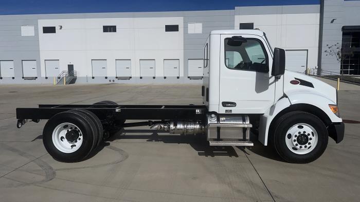 2025 Peterbilt 536-4