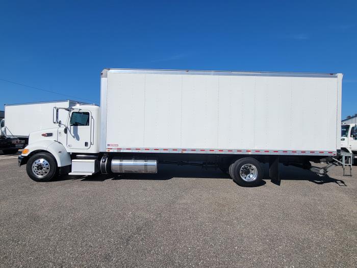 2020 Peterbilt 337-5