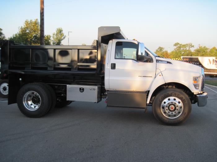 2026 Ford F-750-3