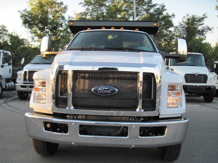 2026 Ford F-750-3