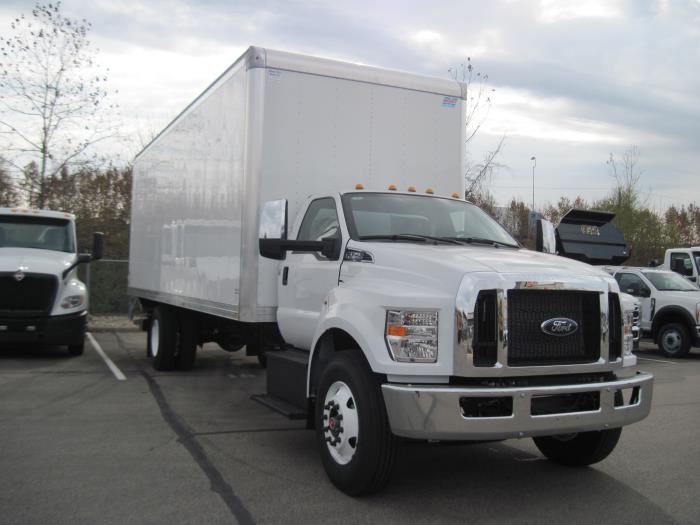 2025 Ford F-750-3