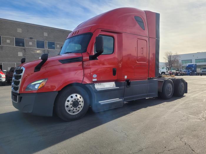 2021 Freightliner Cascadia-1