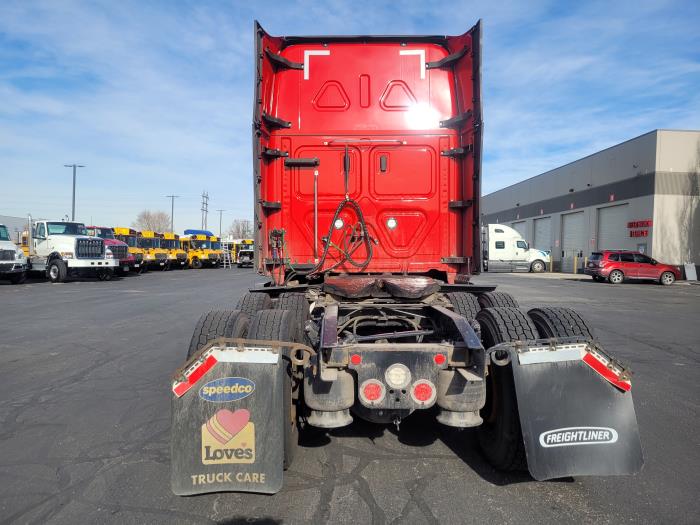 2021 Freightliner Cascadia-4