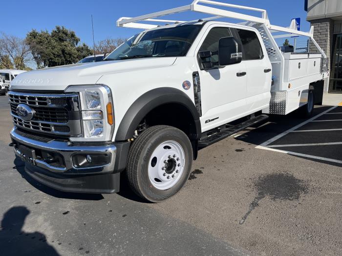 2024 Ford F-550-2