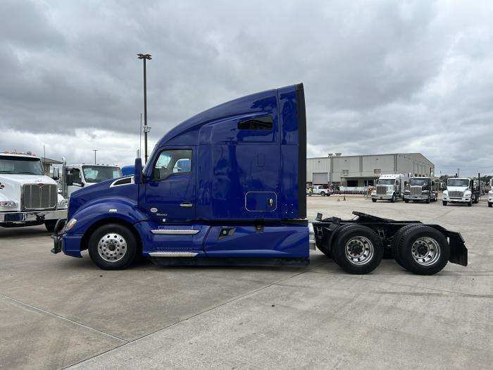 2021 Kenworth T680-2