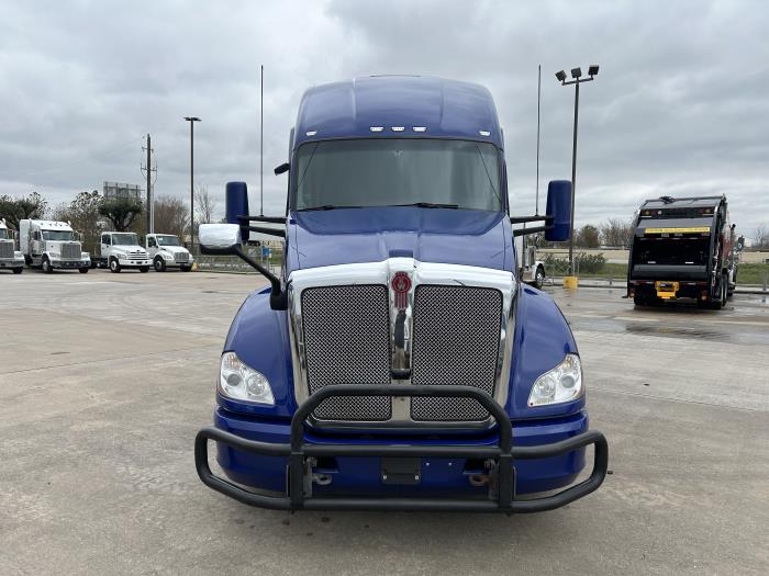 2021 Kenworth T680-8