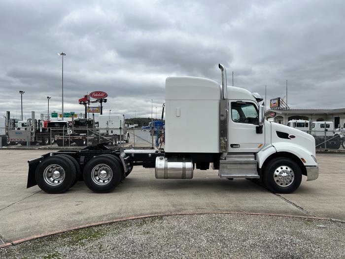 2020 Peterbilt 579-6