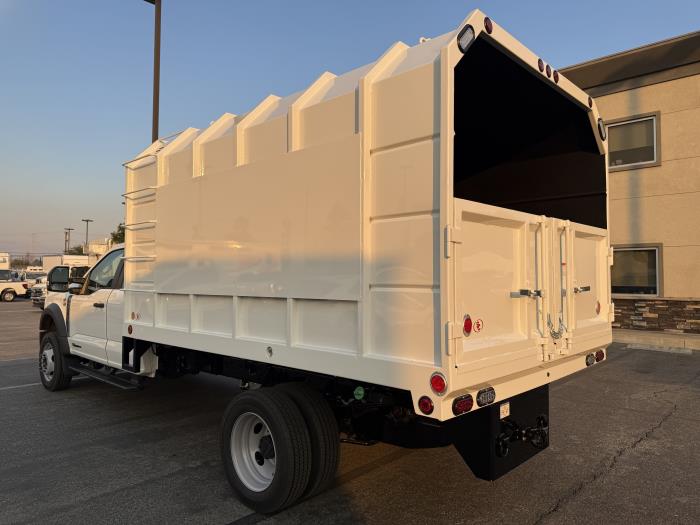 2024 Ford F-550-3