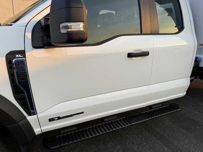 2024 Ford F-550-10