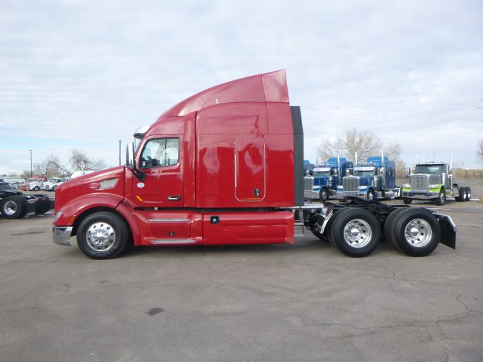 2022 Peterbilt 579-4