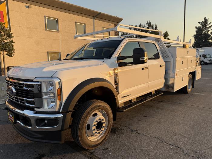 2024 Ford F-550-1