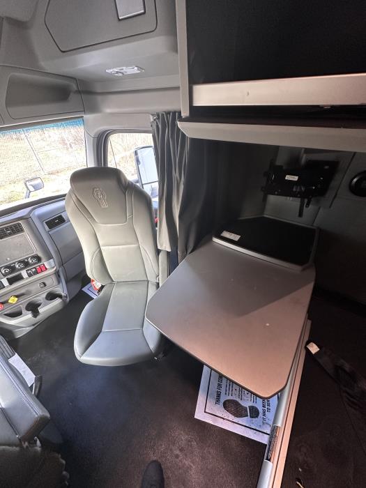2020 Kenworth T680-18