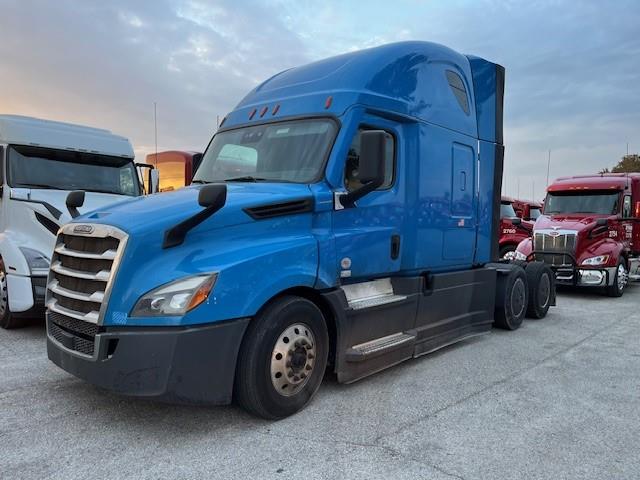 2021 Freightliner Cascadia-1