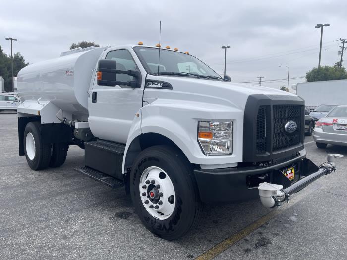 2026 Ford F-750-7