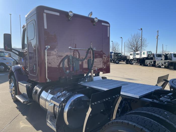 2020 Peterbilt 579-12