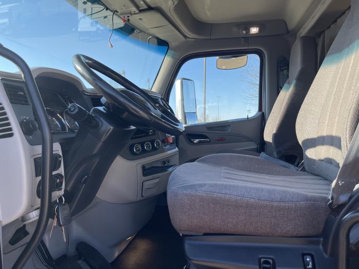 2020 Peterbilt 579-15