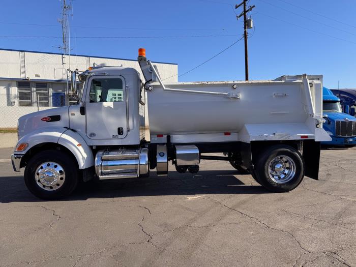 2019 Peterbilt 337-1