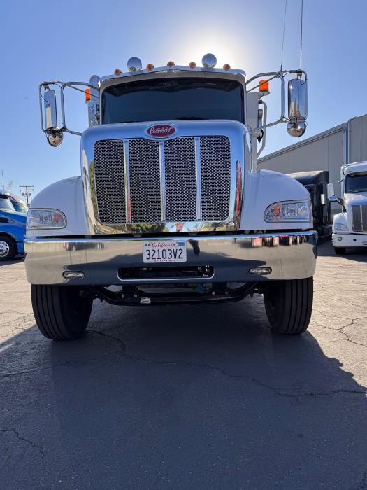 2019 Peterbilt 337-3