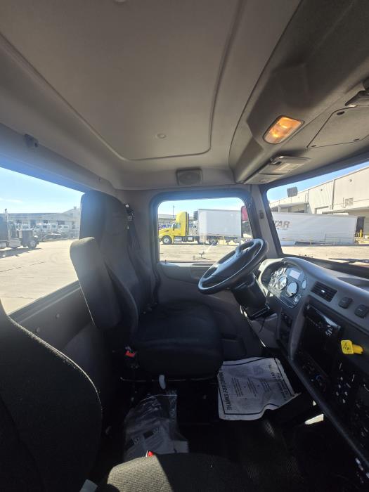 2019 Peterbilt 337-9