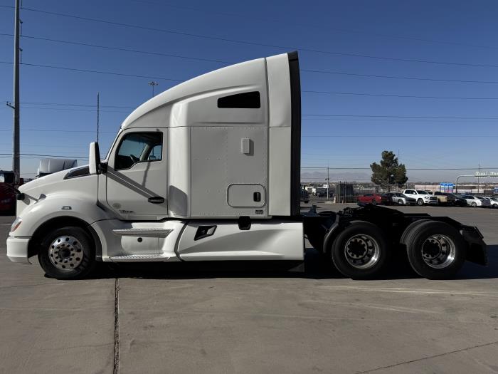 2020 Kenworth T680-8